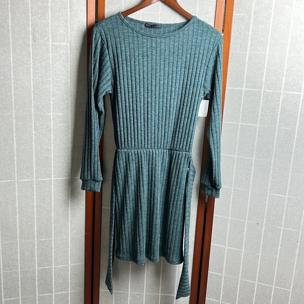 Fraiche By J Tie Front Long Sleeve Dress In Heather Green size S - Picture 4 of 8